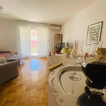 Paulina Apartment *