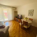 Paulina Apartment Split