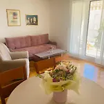 Paulina Apartment *