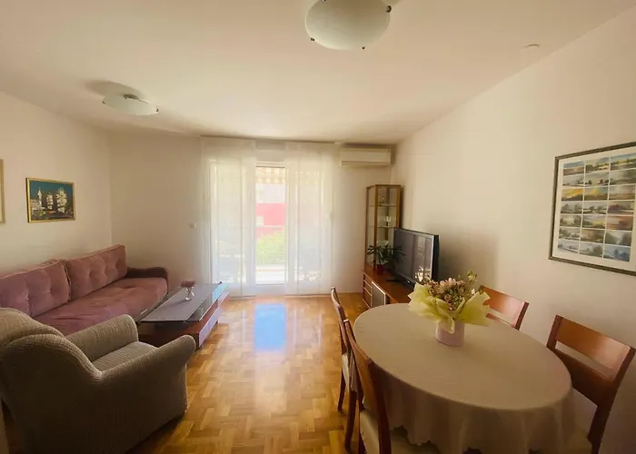 Paulina Apartment *